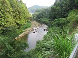 竜鎮渓谷